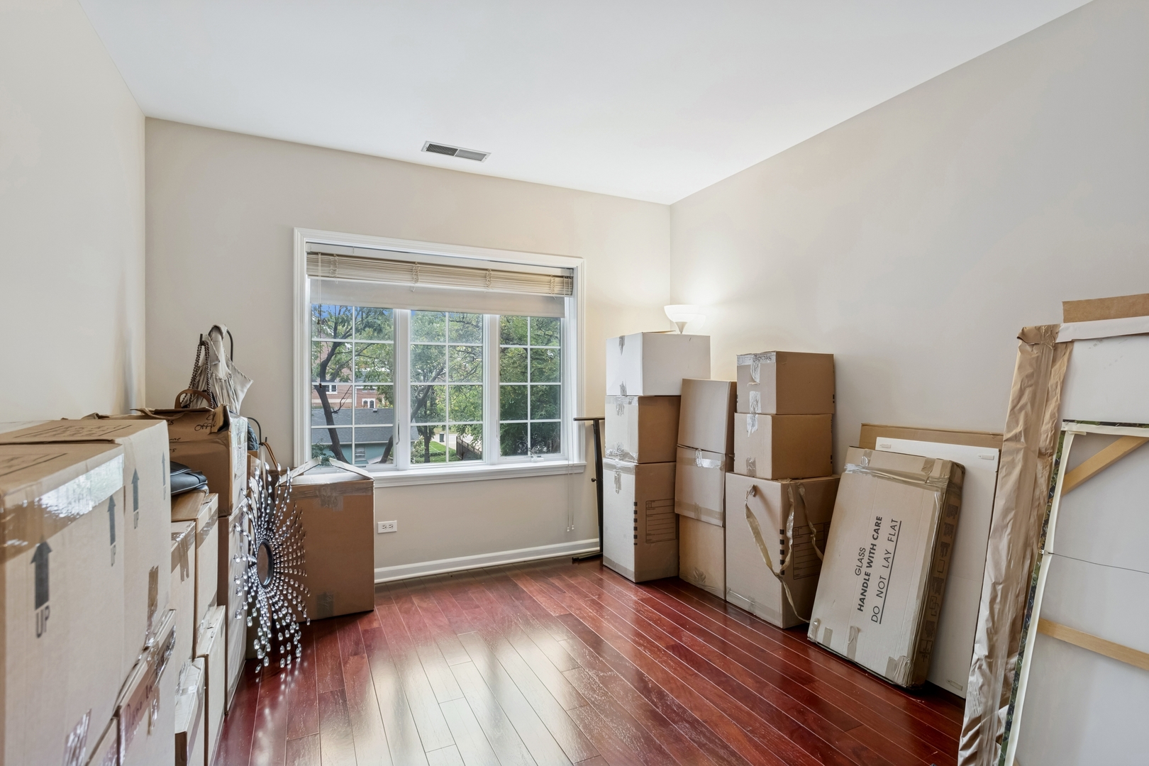 501 Forest Avenue #305, Glen Ellyn, IL 60137