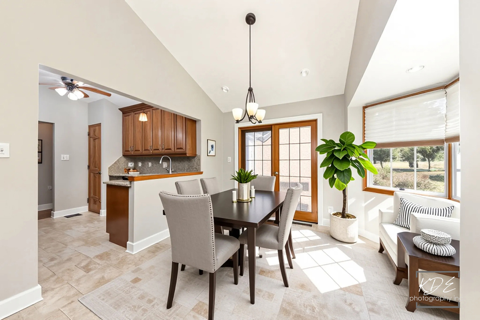 8557 Sandalwood Drive, Darien, IL 60561