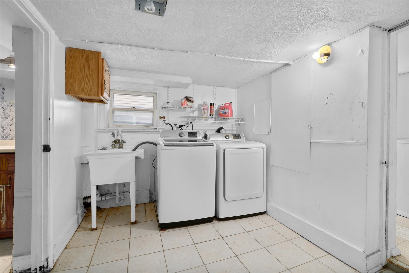 2318 N 73rd Avenue, Elmwood Park, IL 60707