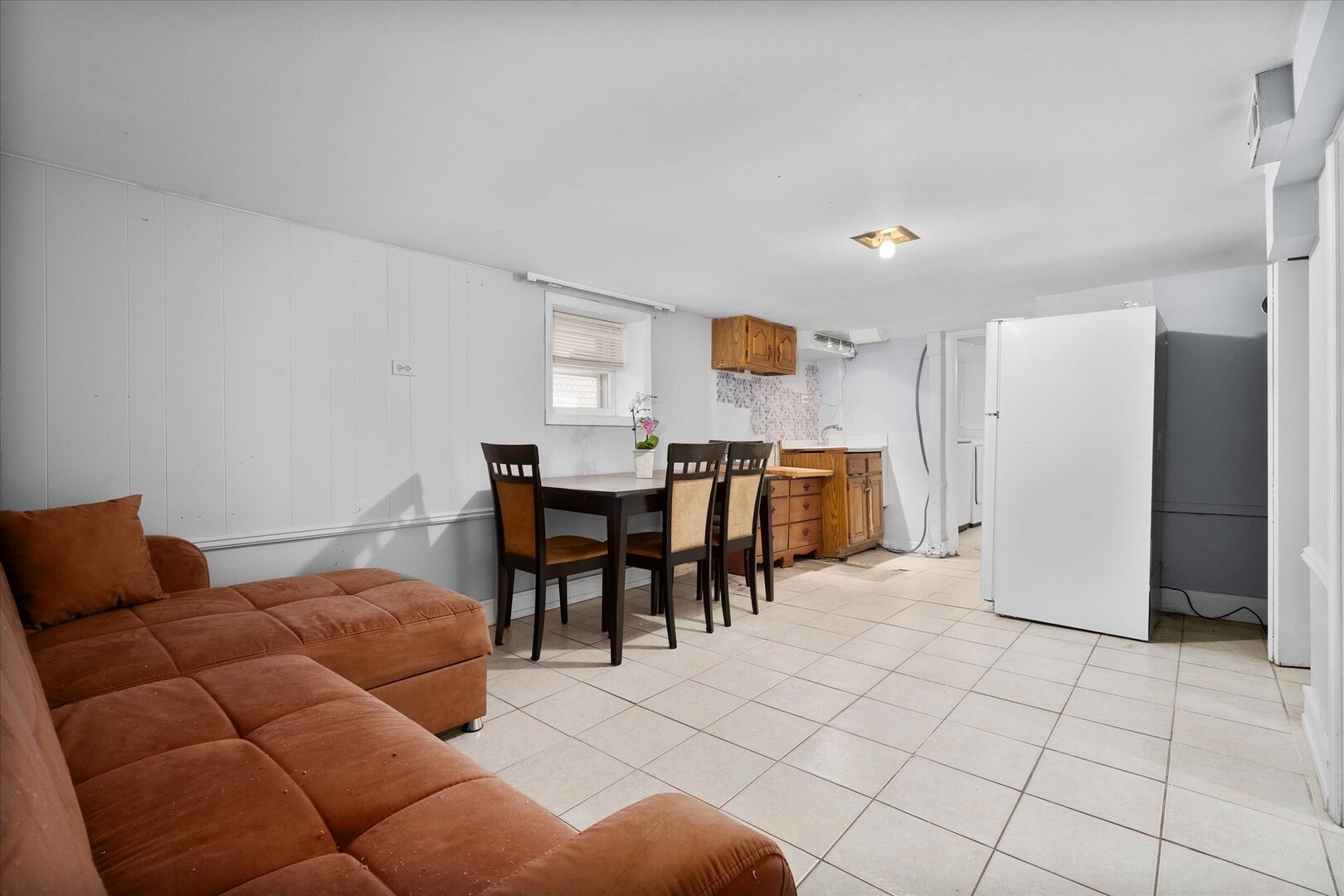 2318 N 73rd Avenue, Elmwood Park, IL 60707