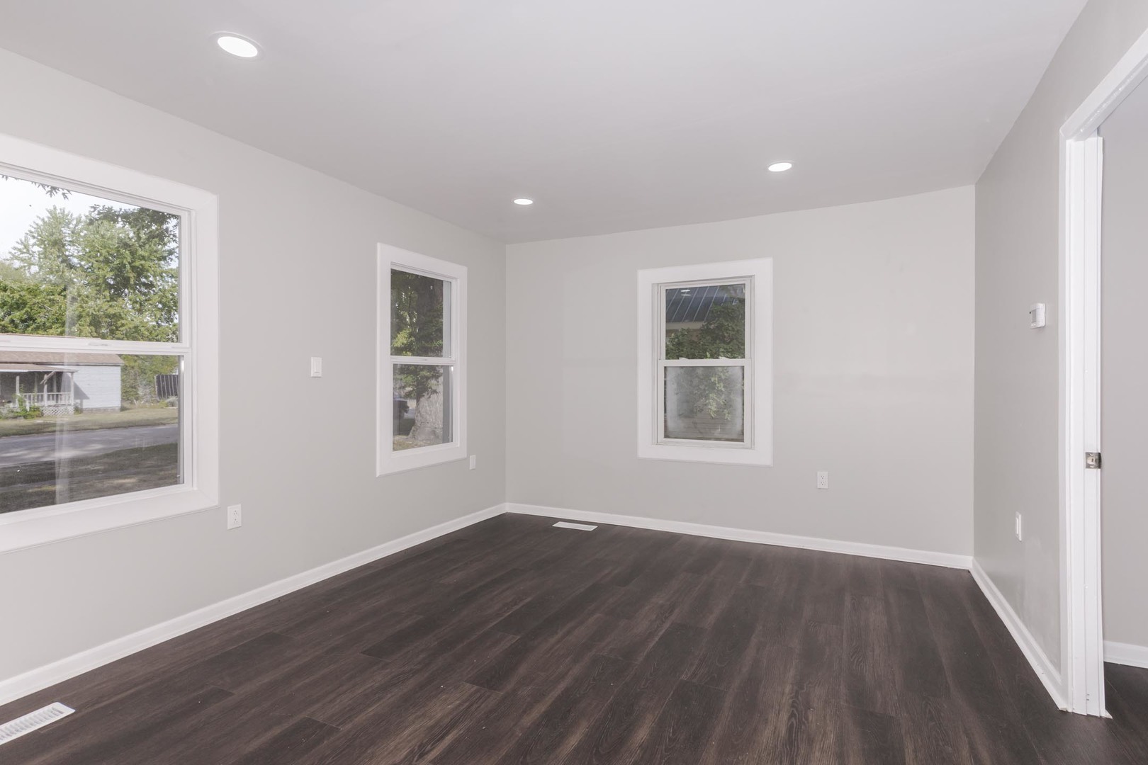 306 E Martin Street, Forrest, IL 61741