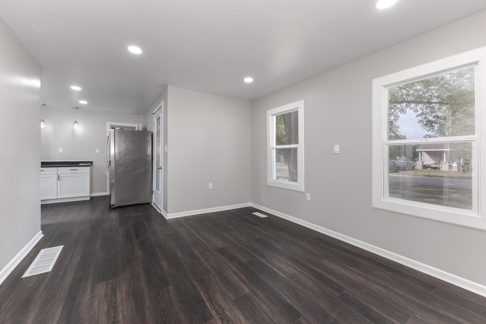 306 E Martin Street, Forrest, IL 61741