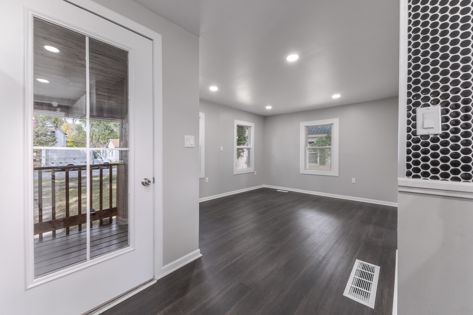 306 E Martin Street, Forrest, IL 61741