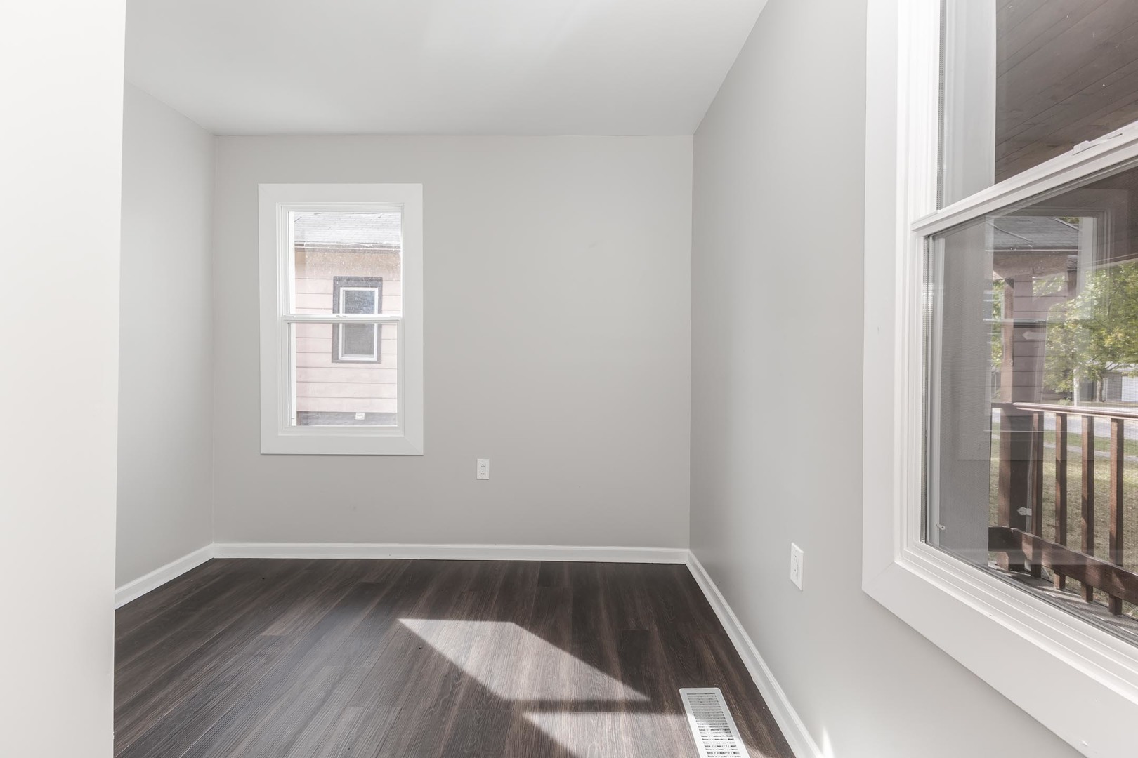 306 E Martin Street, Forrest, IL 61741