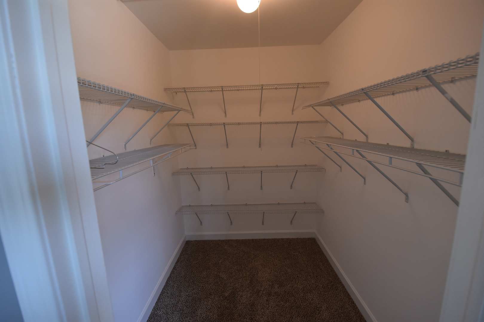 45 Salt Creek Road, Roselle, IL 60172