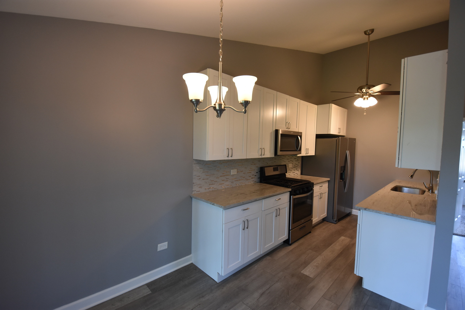 45 Salt Creek Road, Roselle, IL 60172