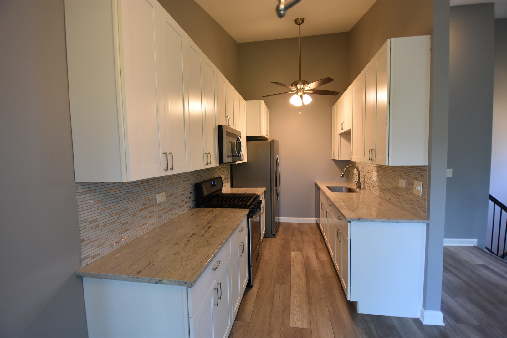 45 Salt Creek Road, Roselle, IL 60172