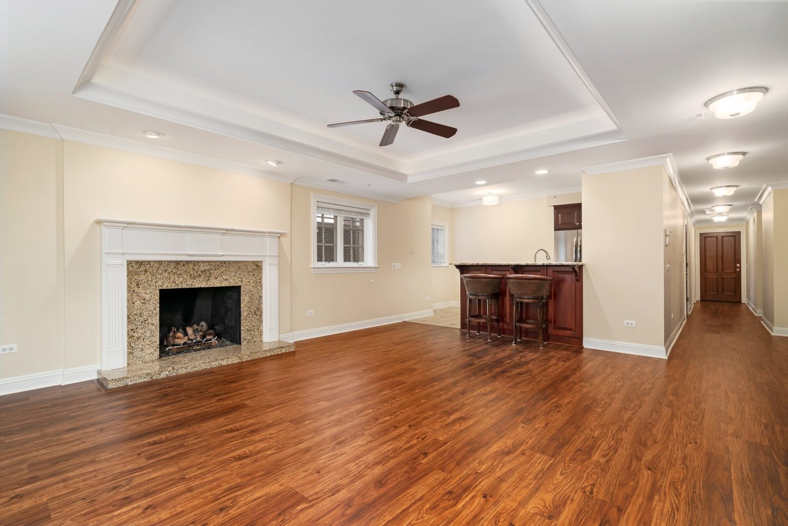 107 S Grant Street #101, Hinsdale, IL 60521