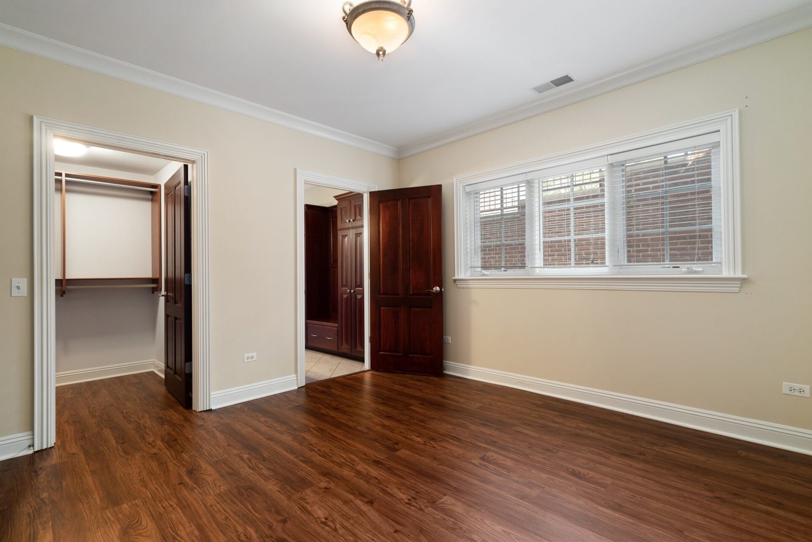 107 S Grant Street #101, Hinsdale, IL 60521