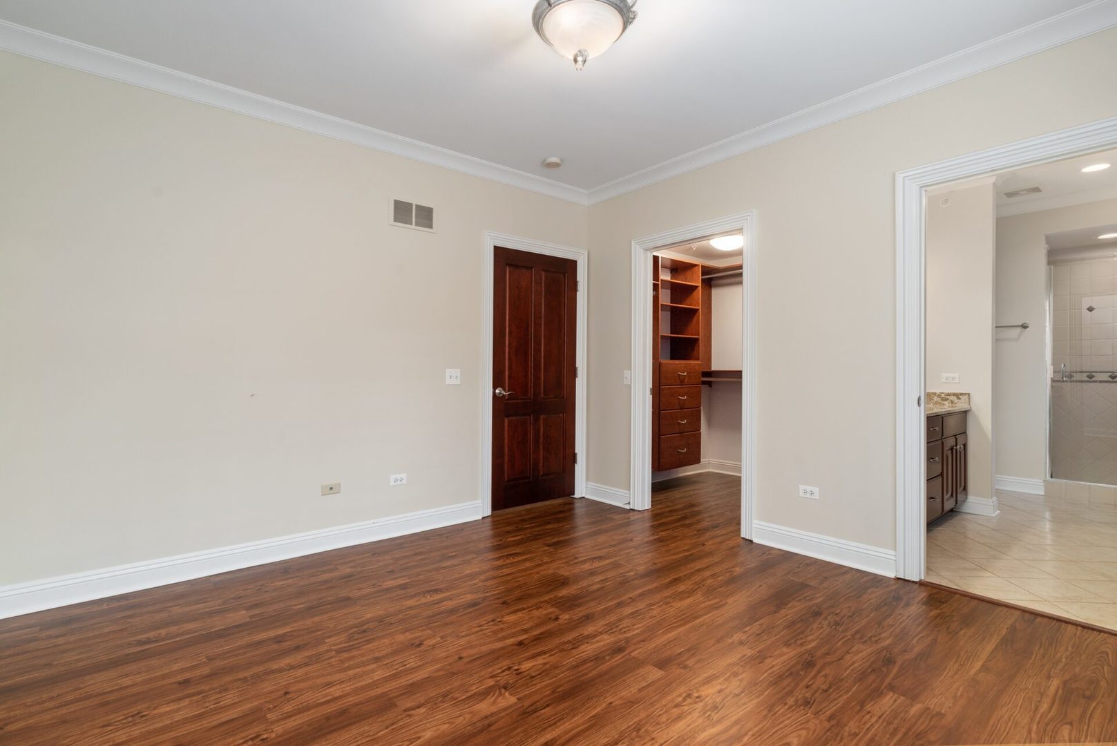 107 S Grant Street #101, Hinsdale, IL 60521