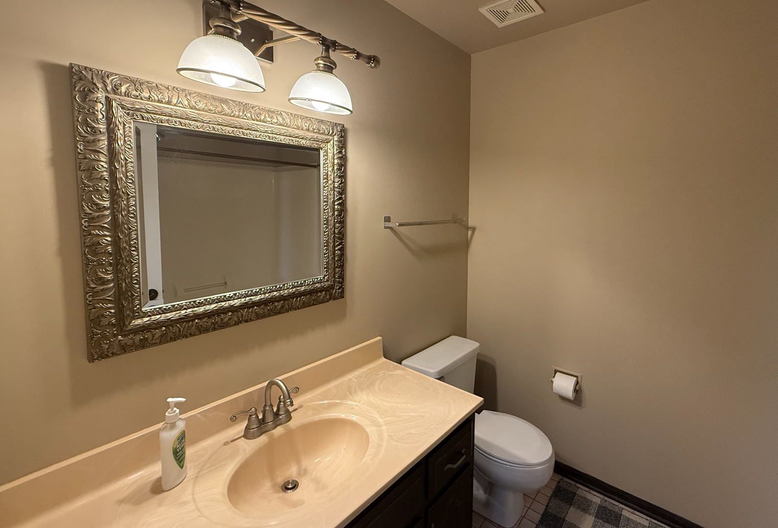 15528 Whitehall Lane, Orland Park, IL 60462