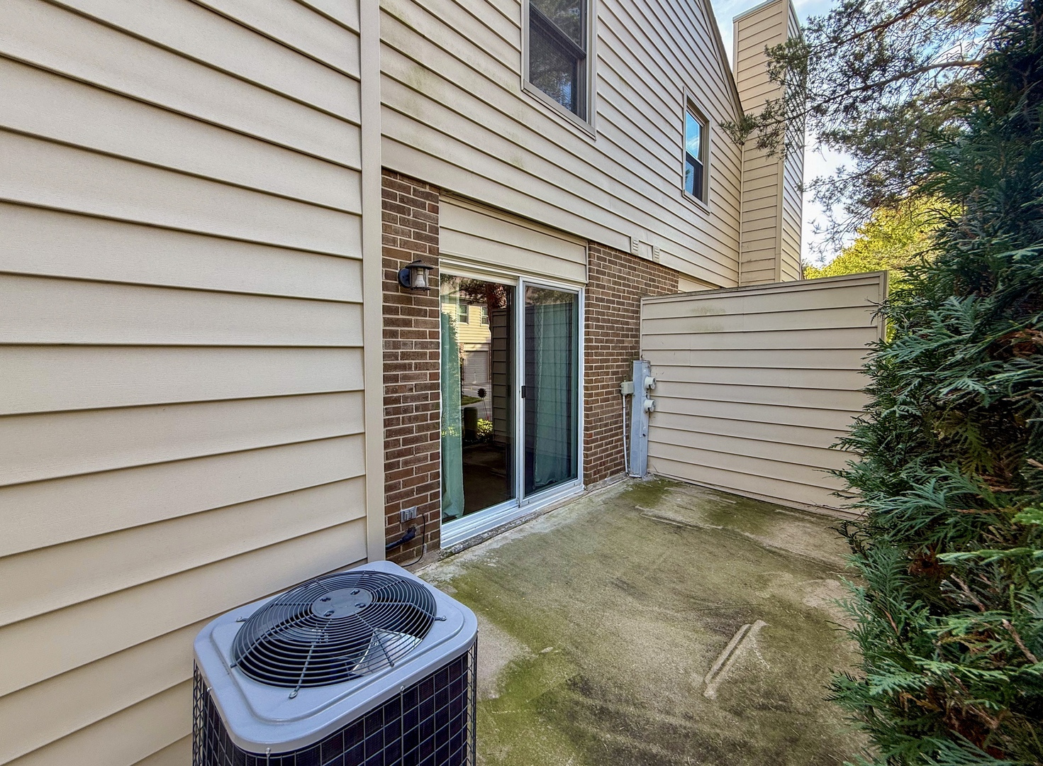 15528 Whitehall Lane, Orland Park, IL 60462