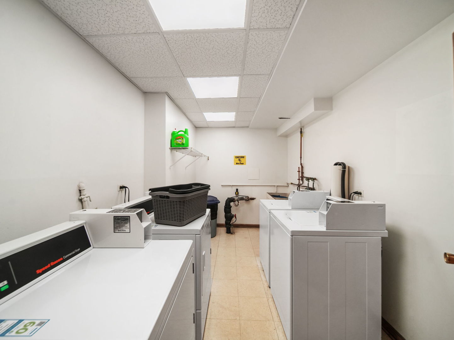 8802 W 45th Place #7, Brookfield, IL 60513