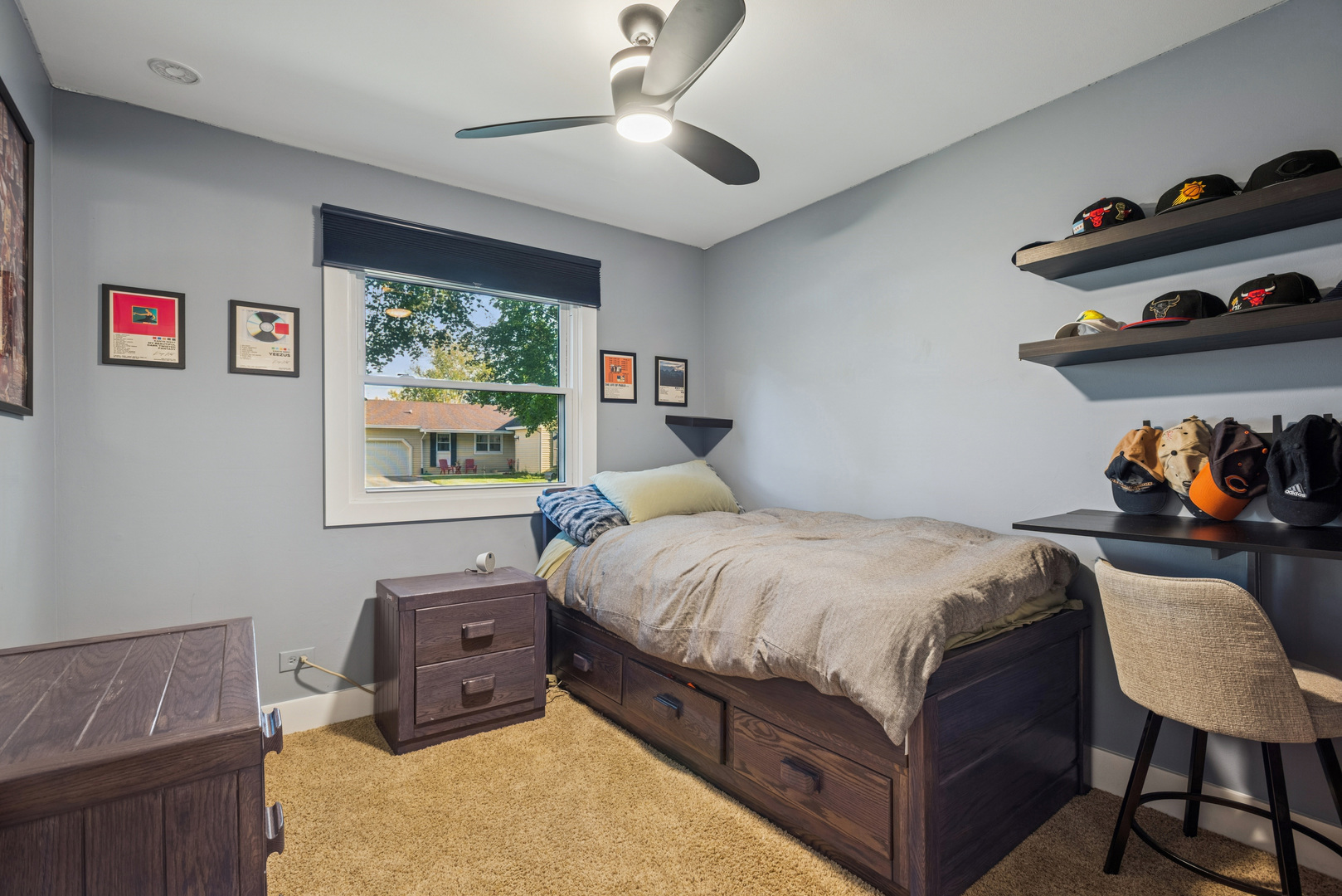 1340 AUBURN Avenue, Naperville, IL 60565