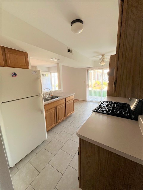 173 EMIL Court #B, Bartlett, IL 60103