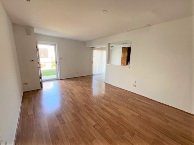 173 EMIL Court #B, Bartlett, IL 60103
