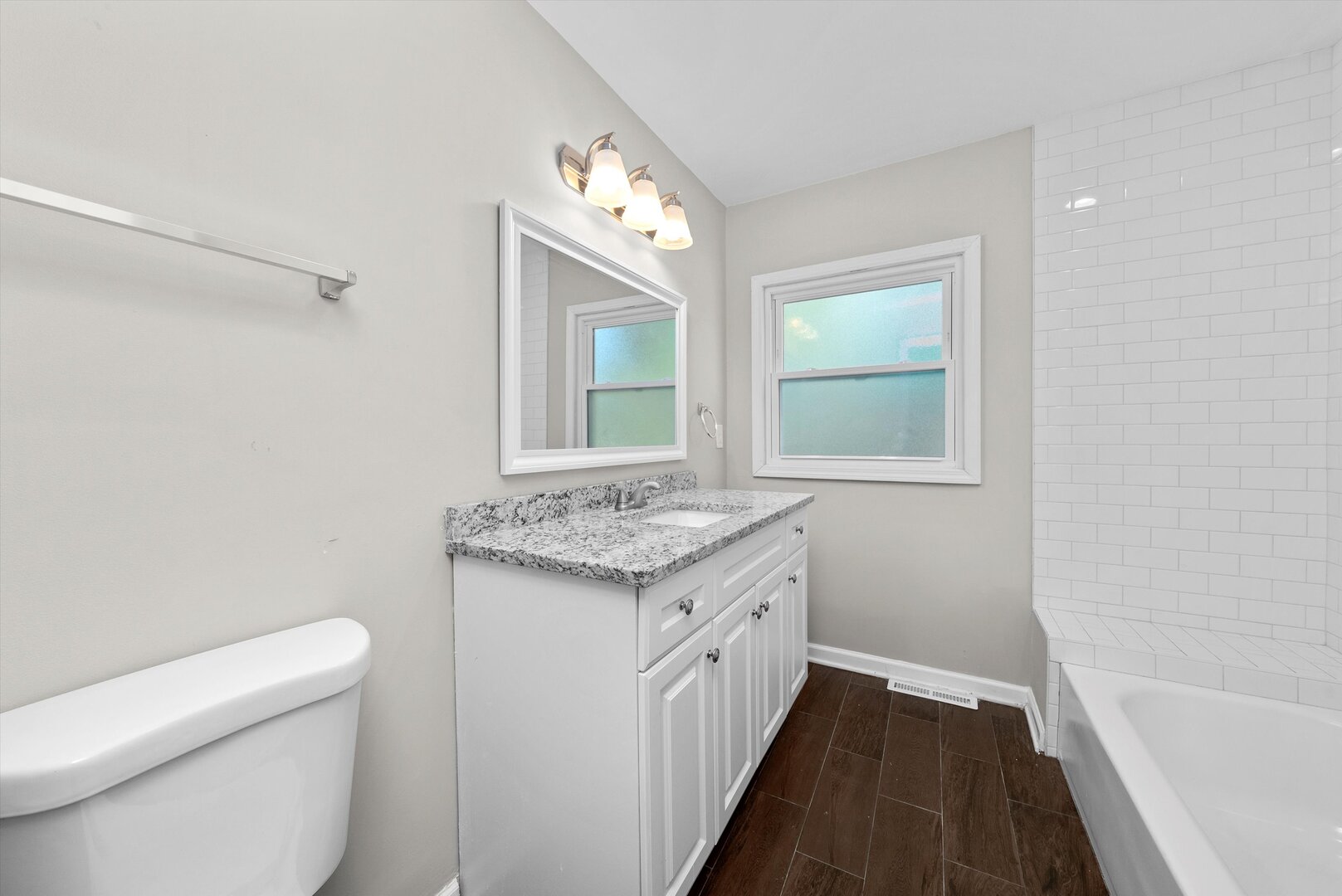817 194th Street, Chicago Heights, IL 60411