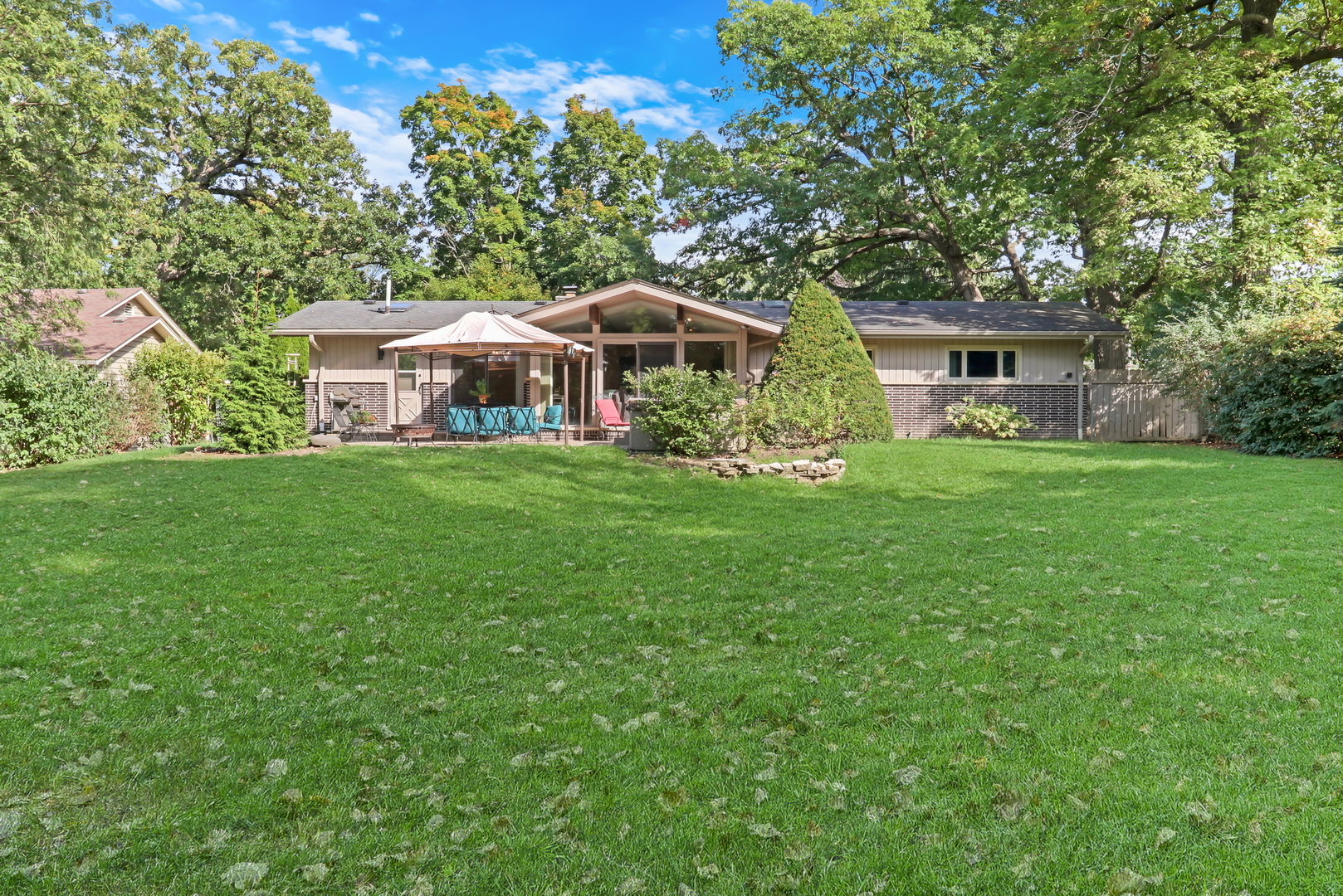 230 N Alleghany Road, Grayslake, IL 60030