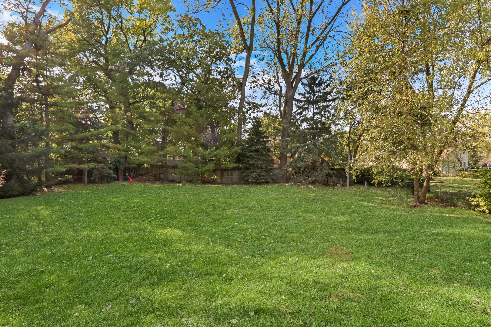 230 N Alleghany Road, Grayslake, IL 60030