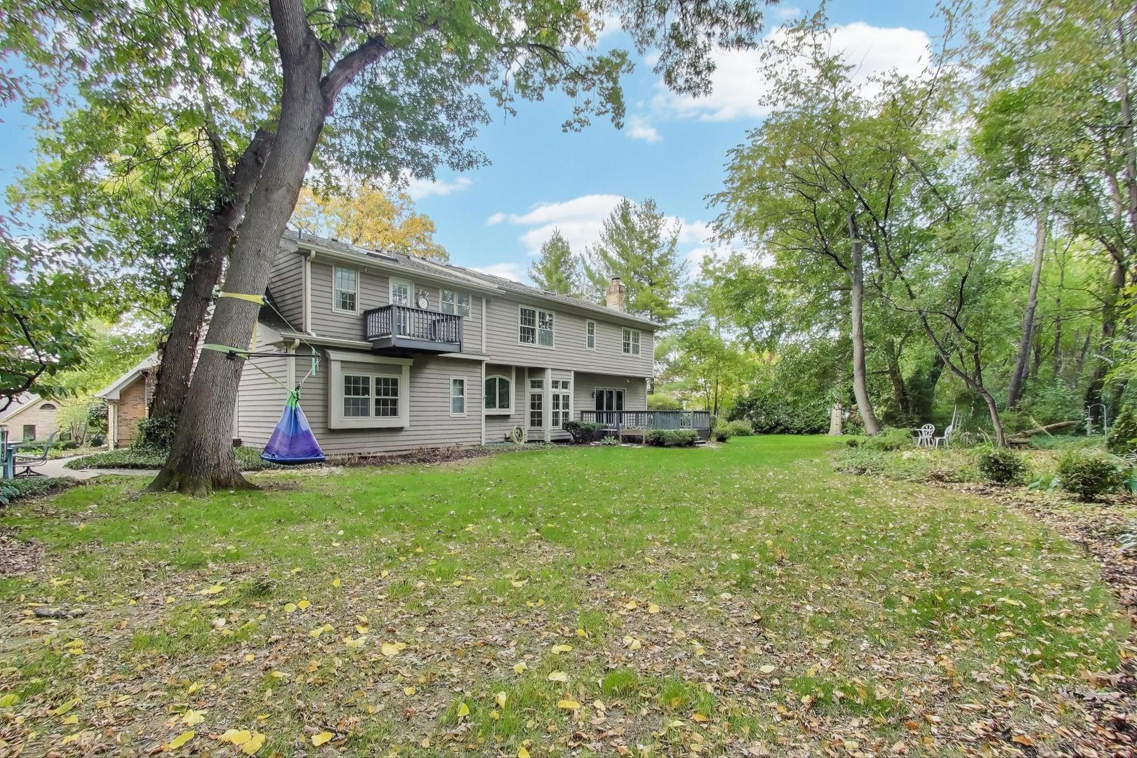 651 Nor Oaks Court, West Chicago, IL 60185
