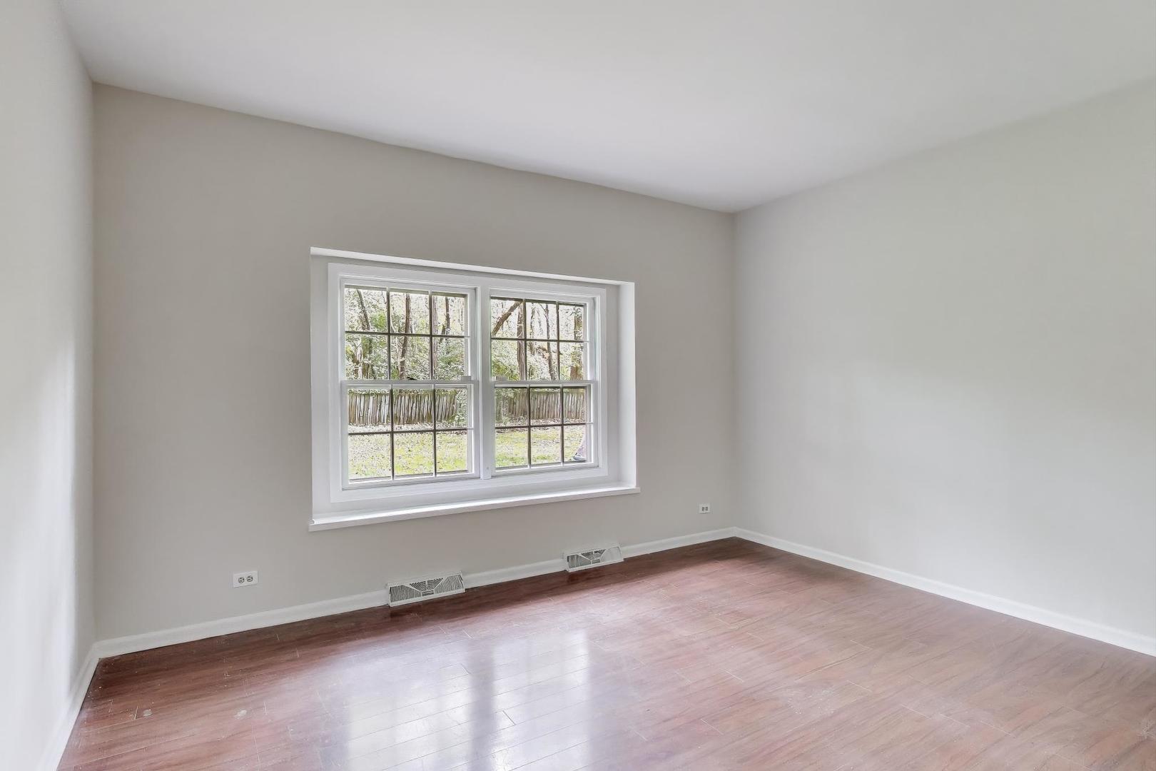 651 Nor Oaks Court, West Chicago, IL 60185
