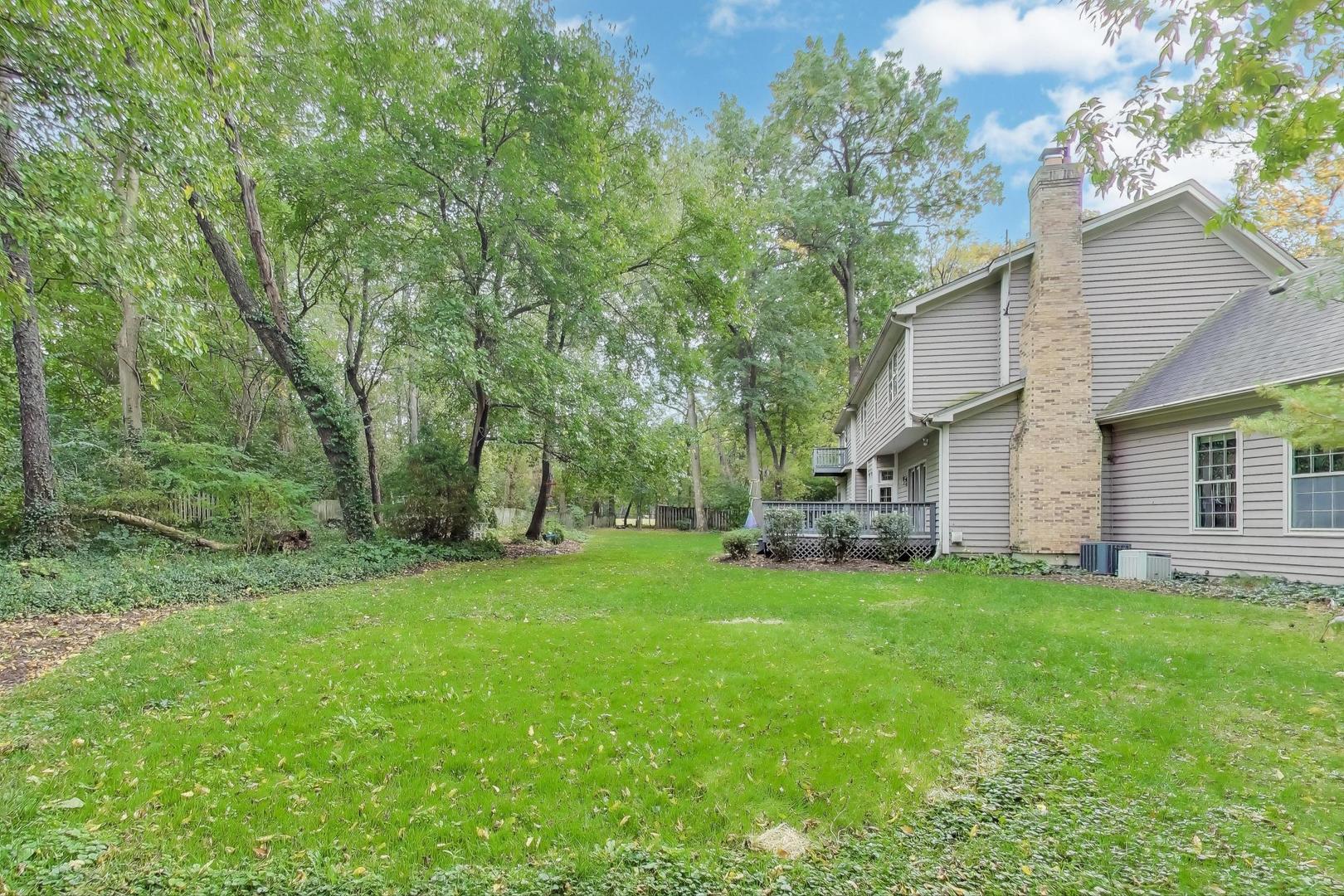 651 Nor Oaks Court, West Chicago, IL 60185