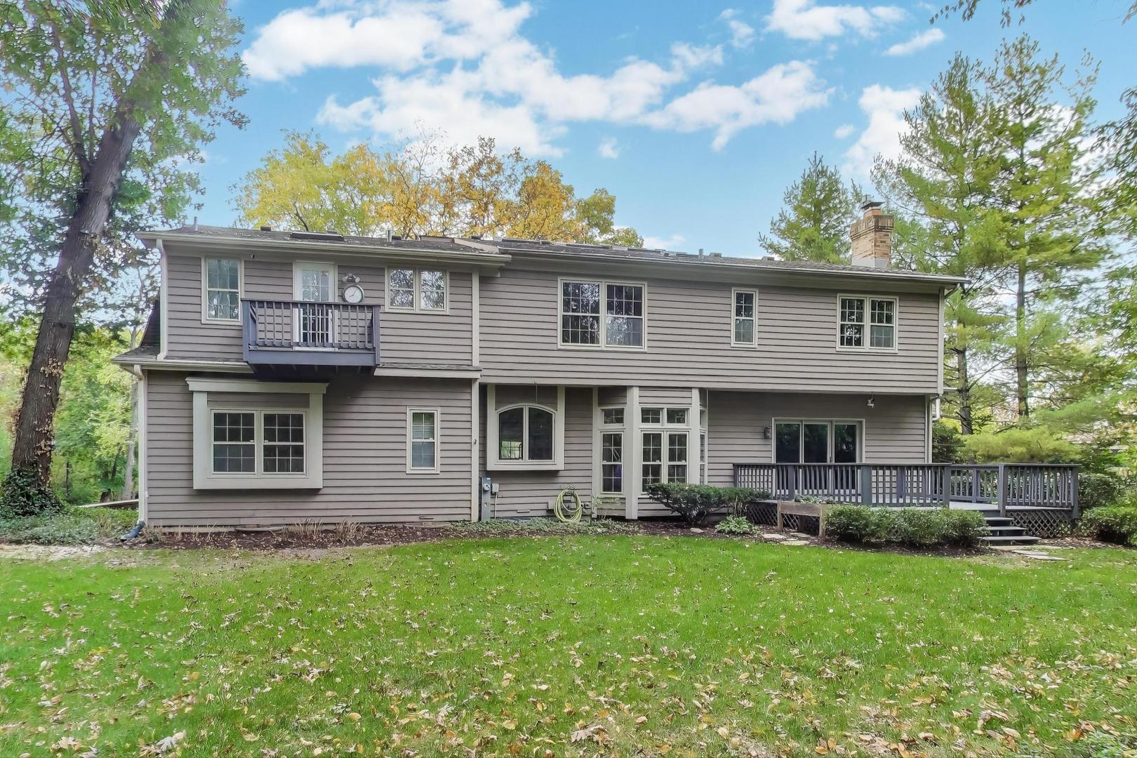 651 Nor Oaks Court, West Chicago, IL 60185