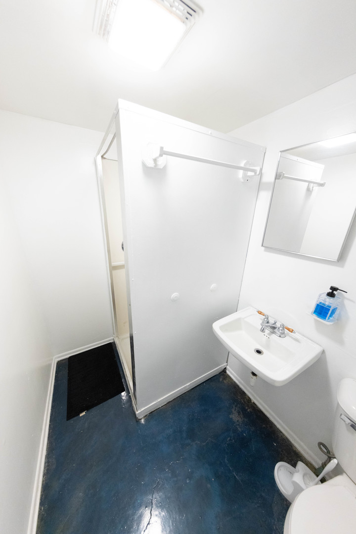 2718 S East Avenue, Berwyn, IL 60402