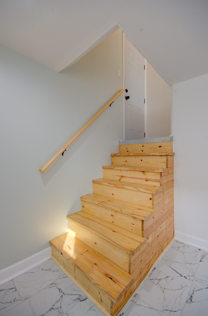 9230 S Greenwood Avenue, Chicago, IL 60619