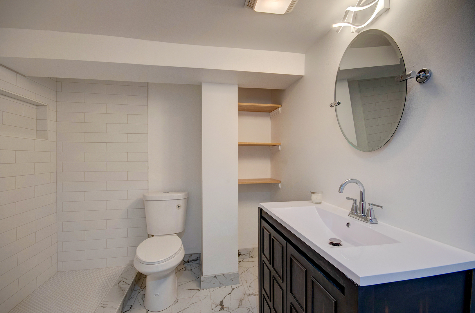 9230 S Greenwood Avenue, Chicago, IL 60619