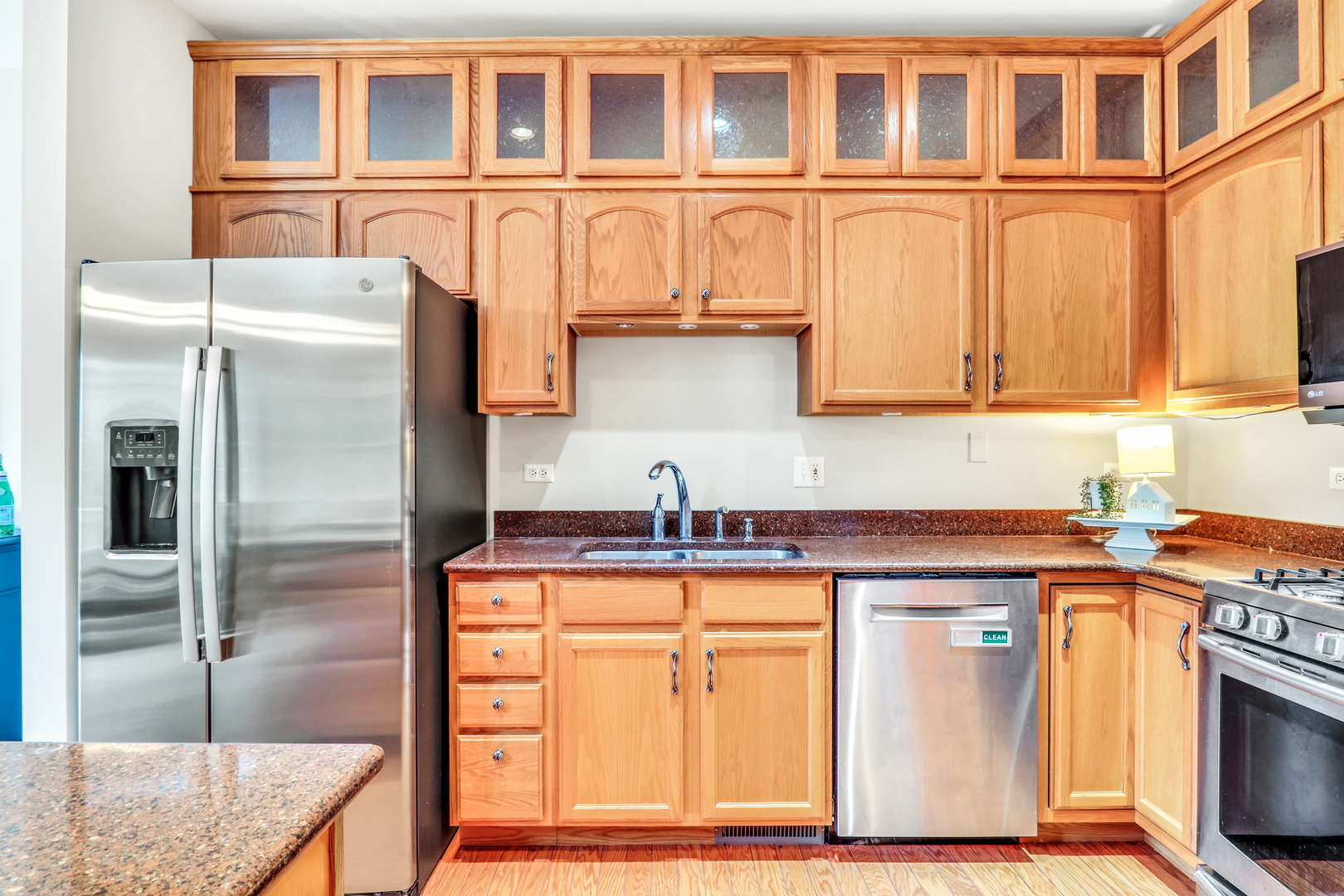 761 Creekside Circle #9-3, Gurnee, IL 60031