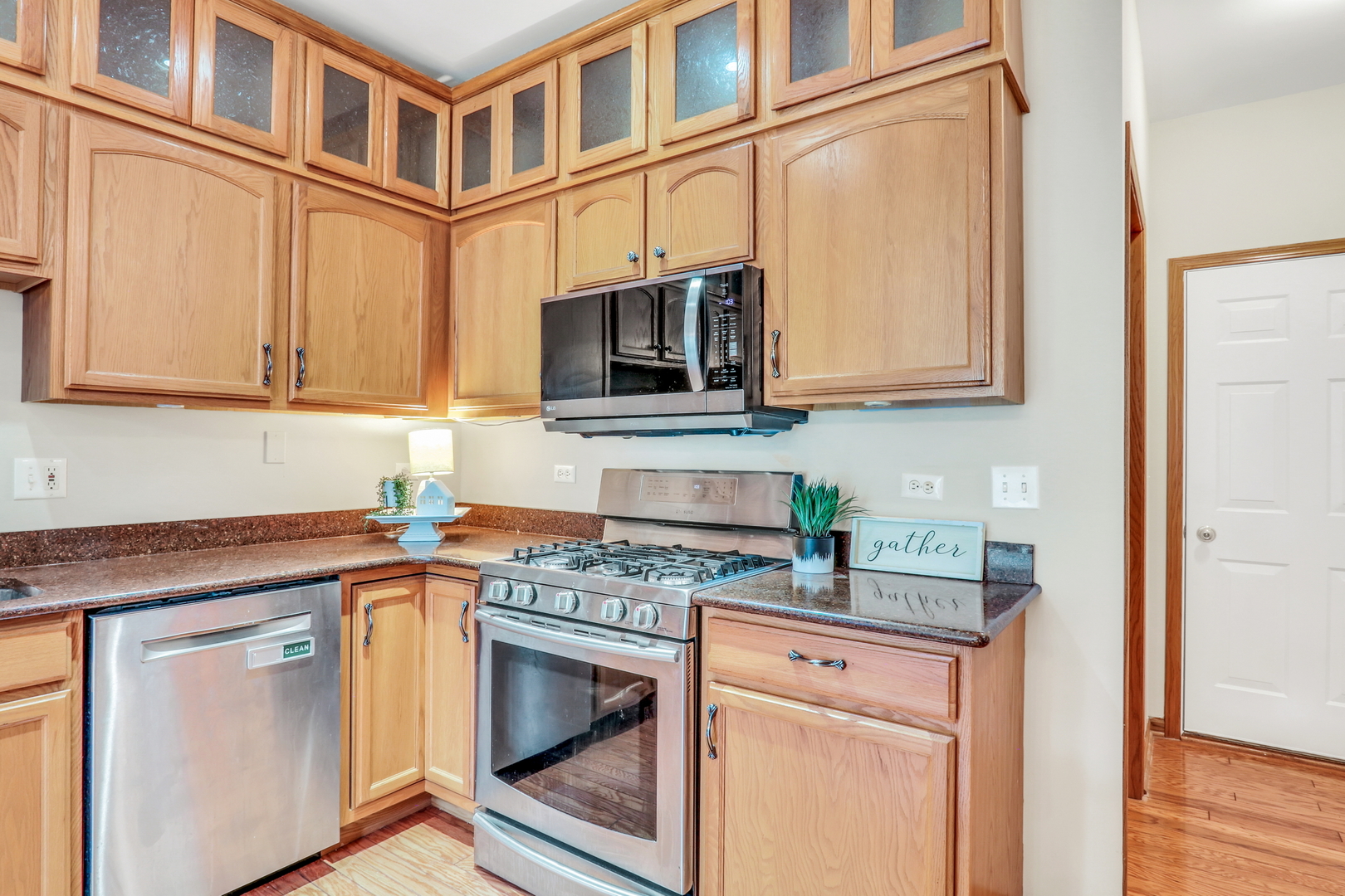 761 Creekside Circle #9-3, Gurnee, IL 60031