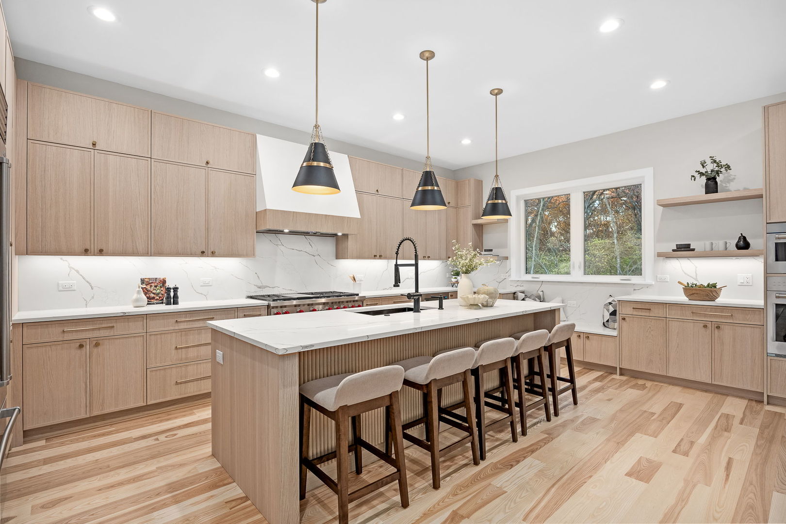 1528 Linden Circle, Lemont, IL 60439