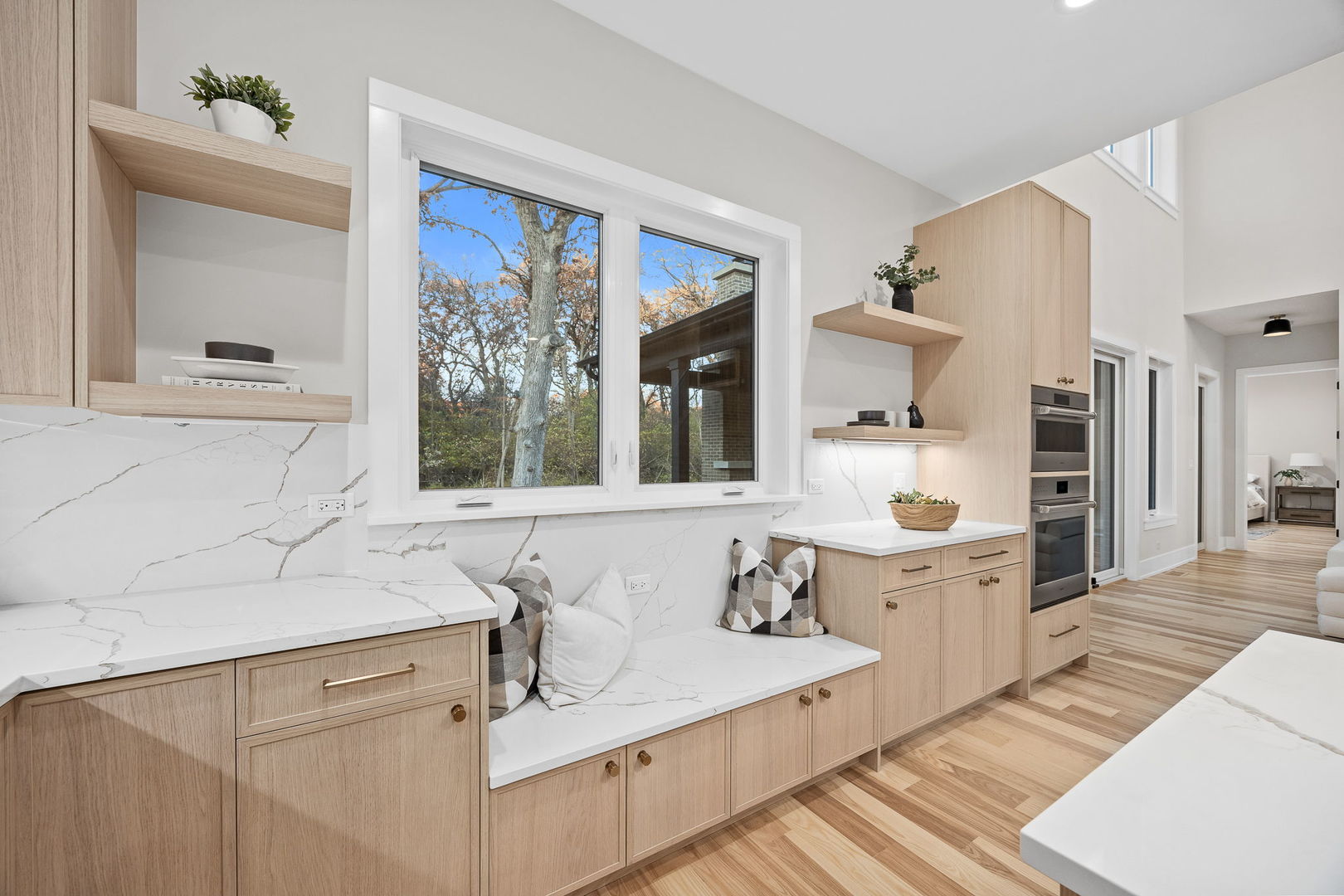 1528 Linden Circle, Lemont, IL 60439