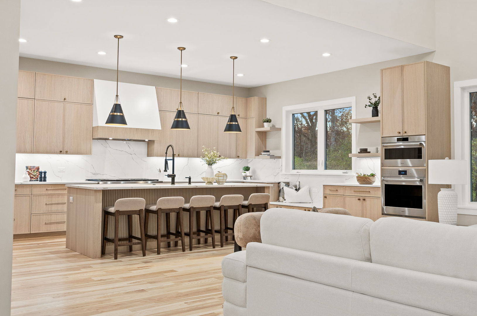 1528 Linden Circle, Lemont, IL 60439