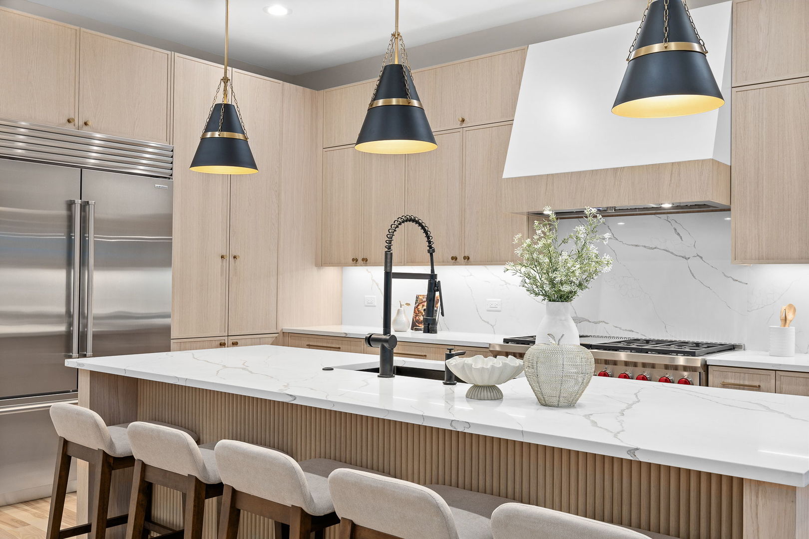 1528 Linden Circle, Lemont, IL 60439