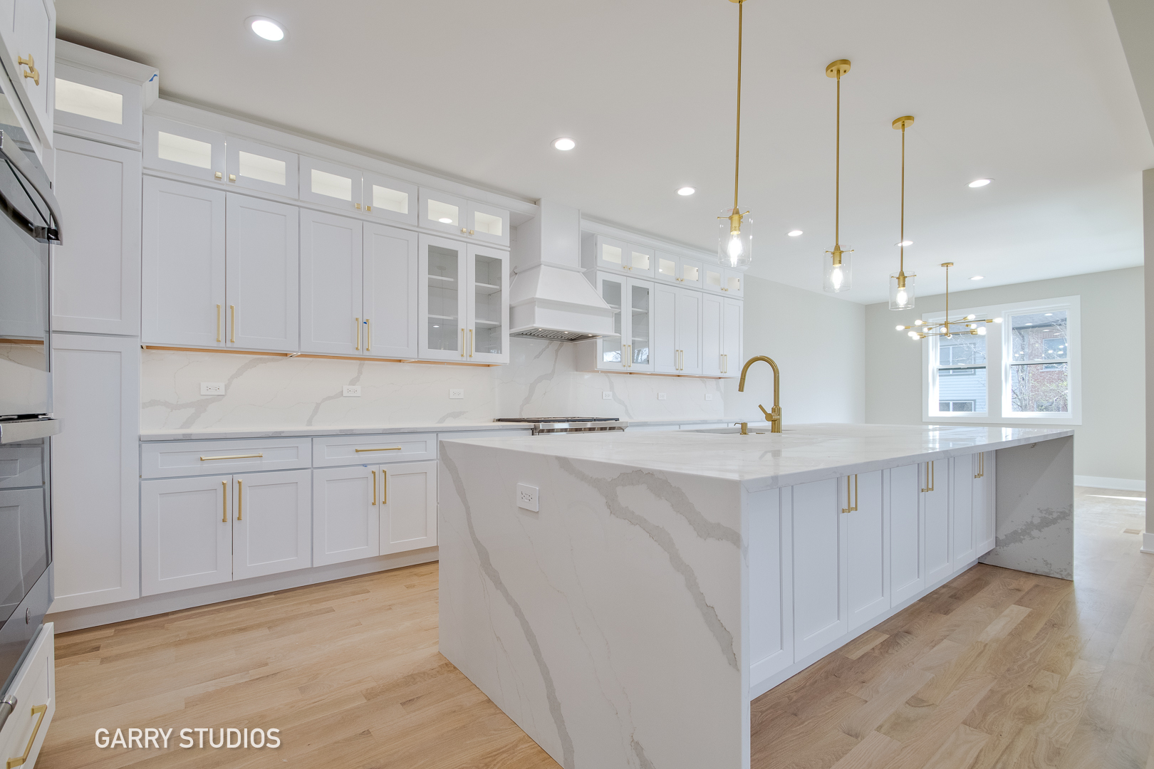 15W320 Concord Street, Elmhurst, IL 60126