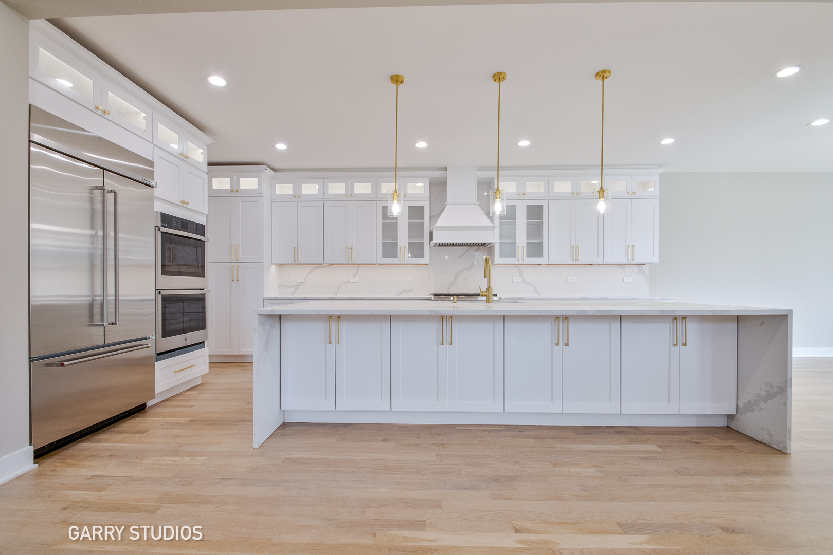 15W320 Concord Street, Elmhurst, IL 60126
