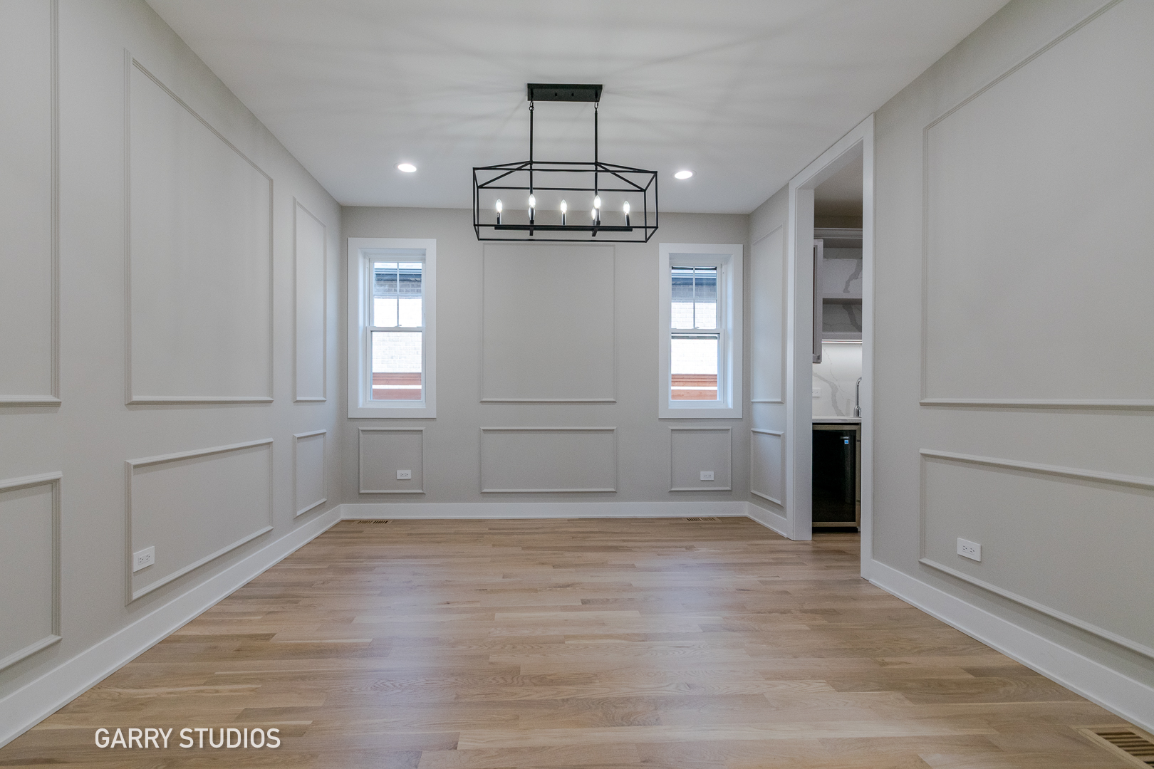 15W320 Concord Street, Elmhurst, IL 60126