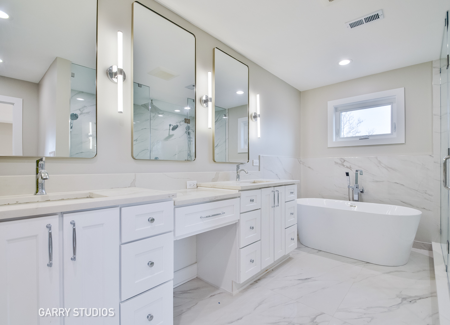 15W320 Concord Street, Elmhurst, IL 60126