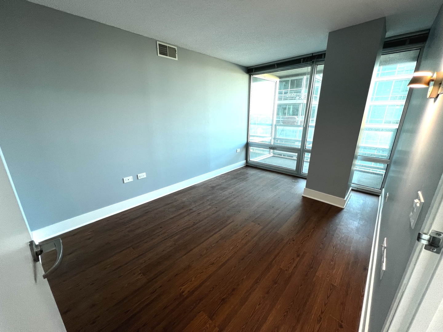 9655 Woods Drive #1405, Skokie, IL 60077