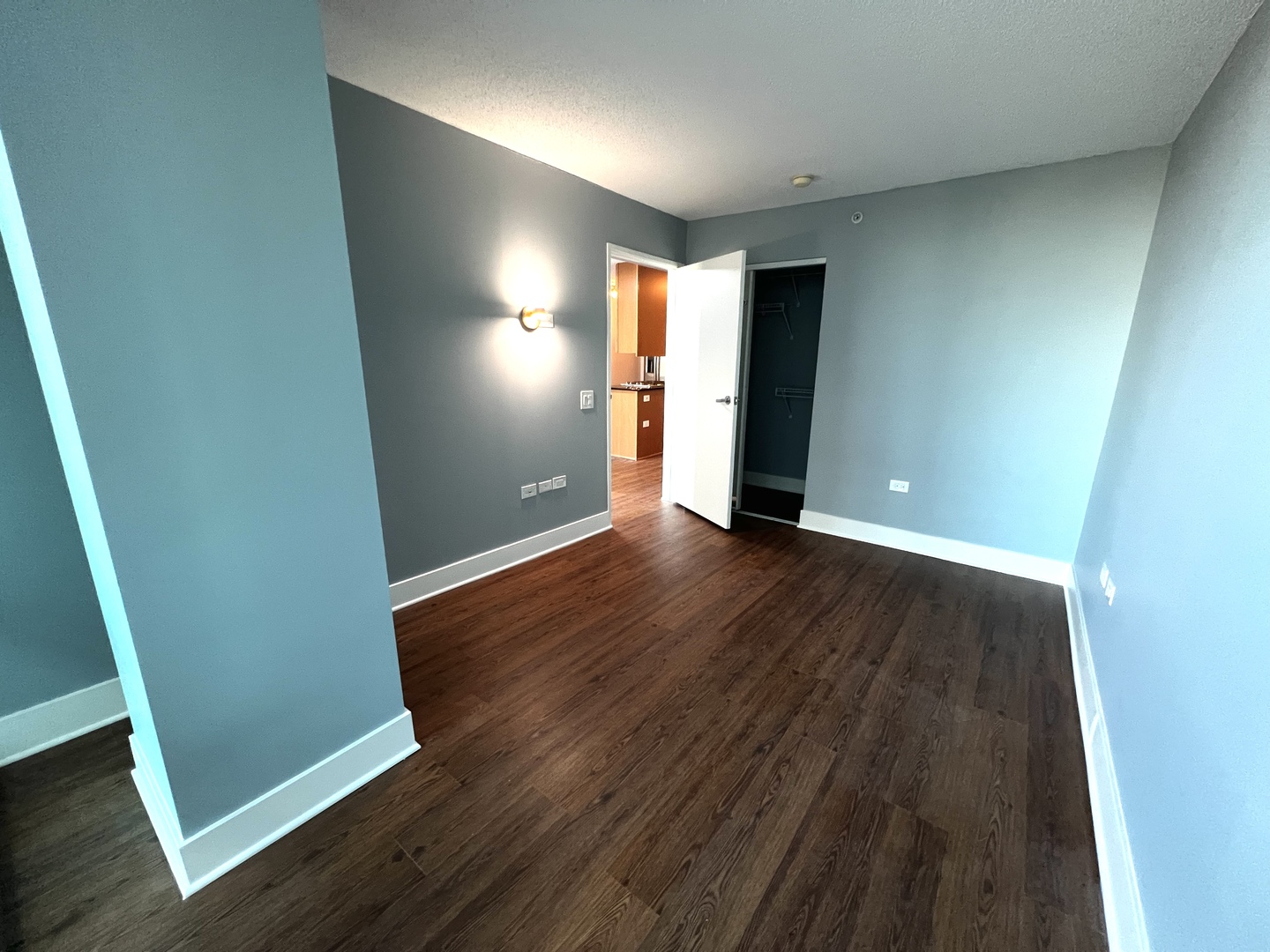 9655 Woods Drive #1405, Skokie, IL 60077
