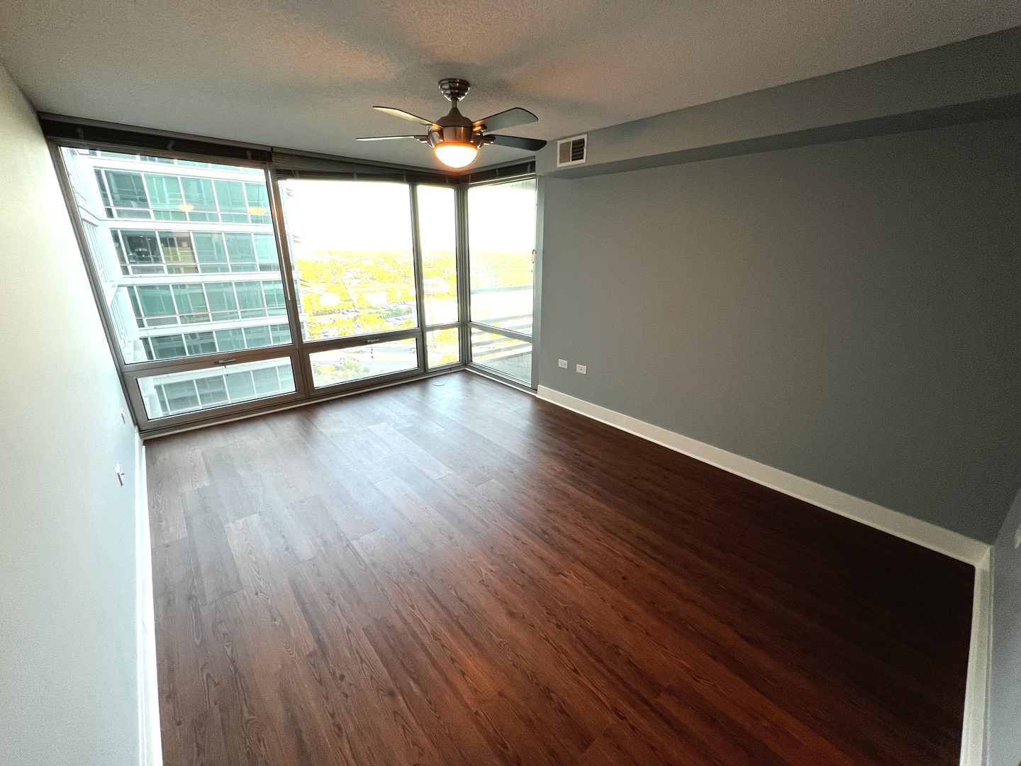 9655 Woods Drive #1405, Skokie, IL 60077