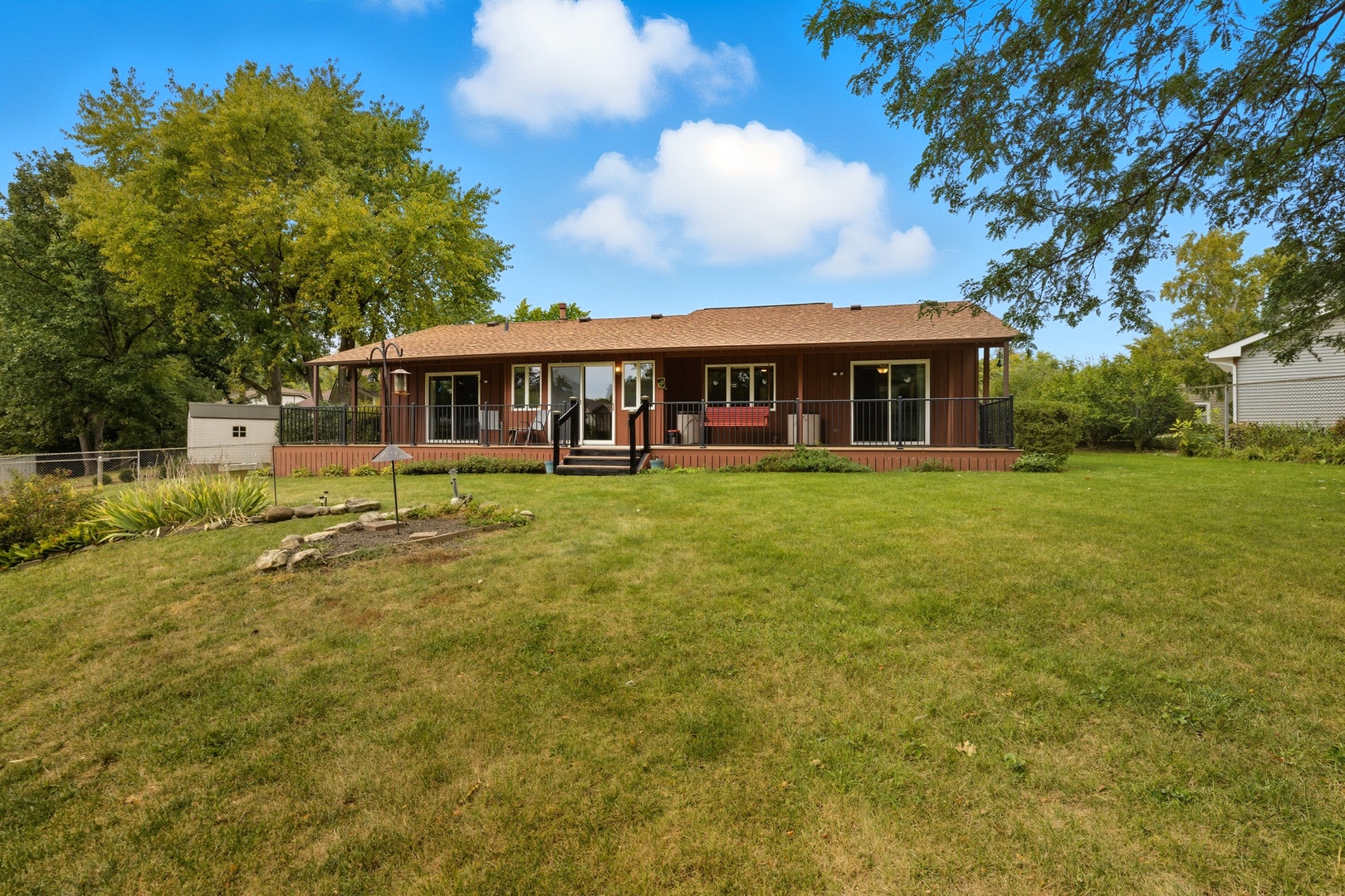 690 Westport Drive, Joliet, IL 60431