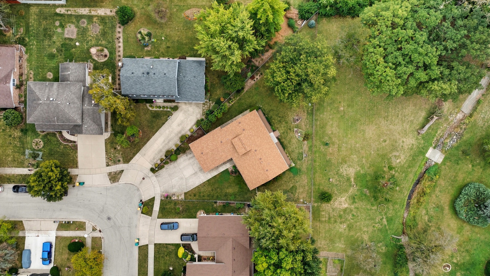 690 Westport Drive, Joliet, IL 60431