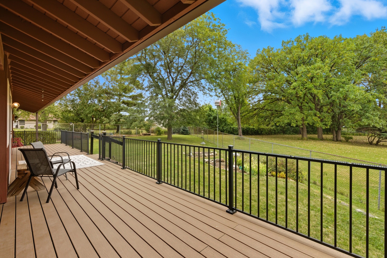 690 Westport Drive, Joliet, IL 60431
