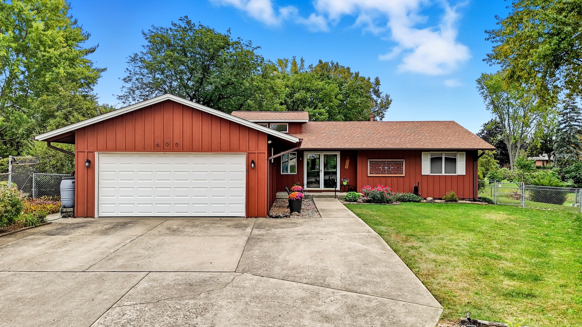 690 Westport Drive, Joliet, IL 60431