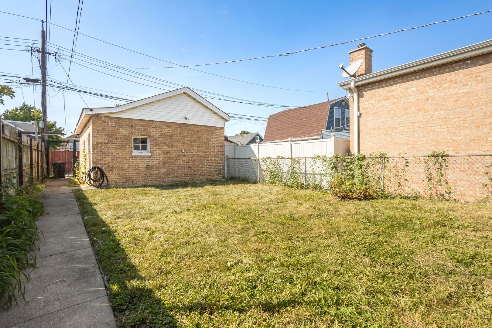 5648 S California Avenue, Chicago, IL 60629