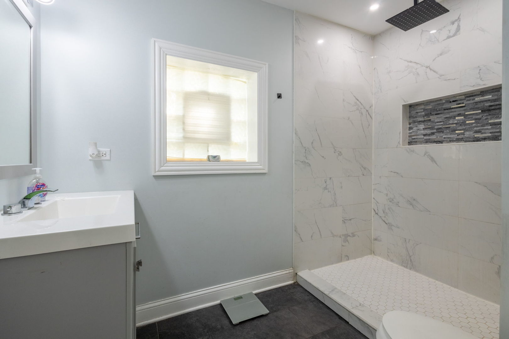 5648 S California Avenue, Chicago, IL 60629