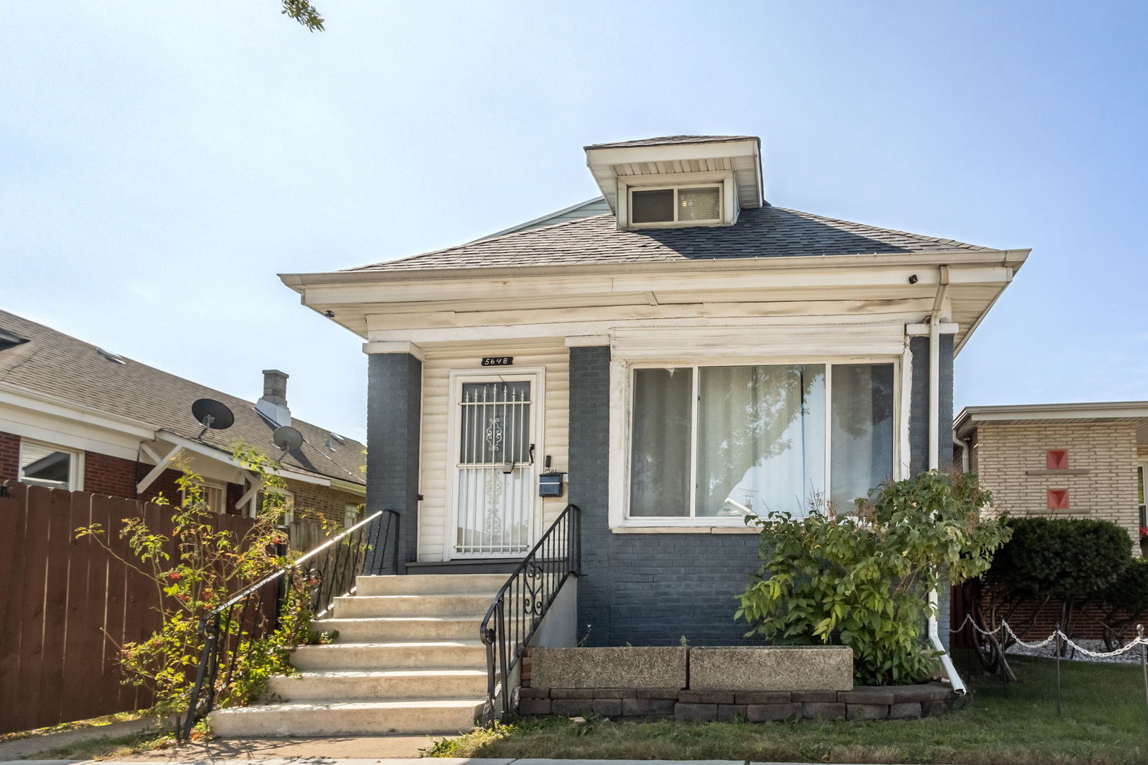 5648 S California Avenue, Chicago, IL 60629